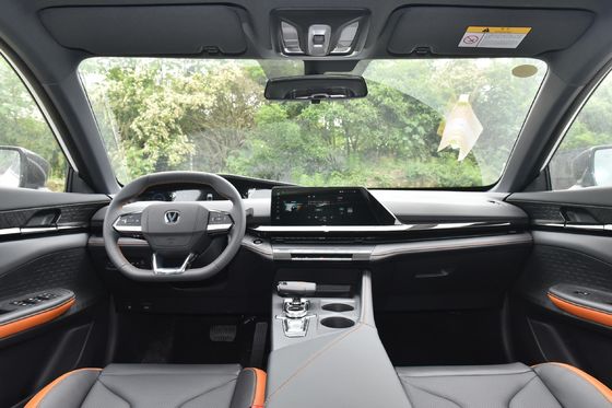 Energy Vehicles 2024 Changan Uni-V PHEV Car for 5 Seaters in White Black White or Red
