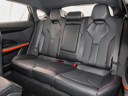 5 Seater Changan UNI-V Sedan 2023 2024 1.5T 2.0T UNI-V Gasoline Car within Your Budget