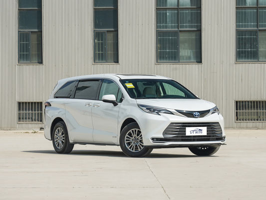 Seats Toyota SIENNA HEV Four-Wheel Hybrid Electric MPV with Copilot Seat Adjustment