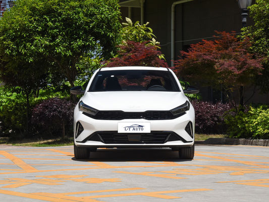 2024 KIA K3 Economy EV Car Compact Sedan Car with 410Km Range and Max Speed of 165km/h