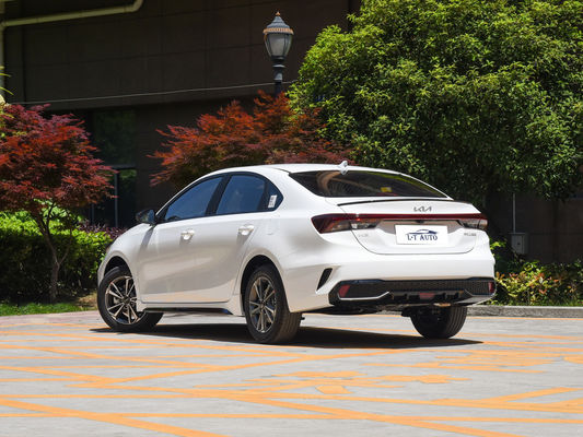 2024 KIA K3 Economy EV Car Compact Sedan Car with 410Km Range and Max Speed of 165km/h