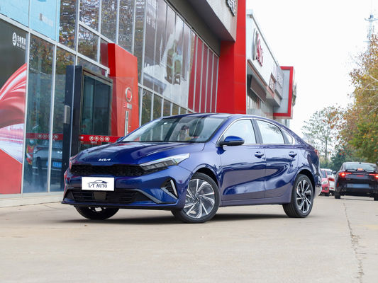 2024 Economy Gasoline Car KIA K3 compact car sedan Petrol Cars with and Leather Seats