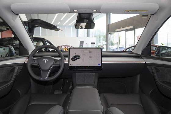 2024 Tesla Model Y 5 Door 5 Seats 4 Wheel EV Car 4750x1921x1624mm Length Width Height