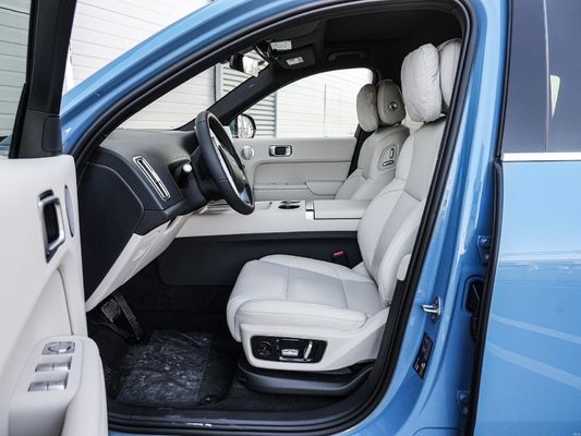 Li L7 Leading Ideal Automobile EV Car 0.5 Hour Charging Time 100% Electric Fuel Made