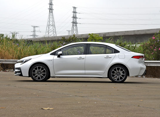 Compact Sedan Electric Car Adult Car Toyota Levin Hybrid Vehicle 2024 Newest Model