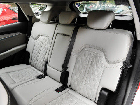 2024 5/7 Seats 1.6T Jetour X70 Euro VI Electric Steering Midsize SUV for Benefit