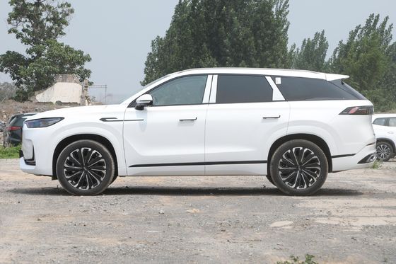 Unleash the Power of the 2024 Chery Tiggo9 AMD Medium-Sized SUV with Panoramic Sunroof