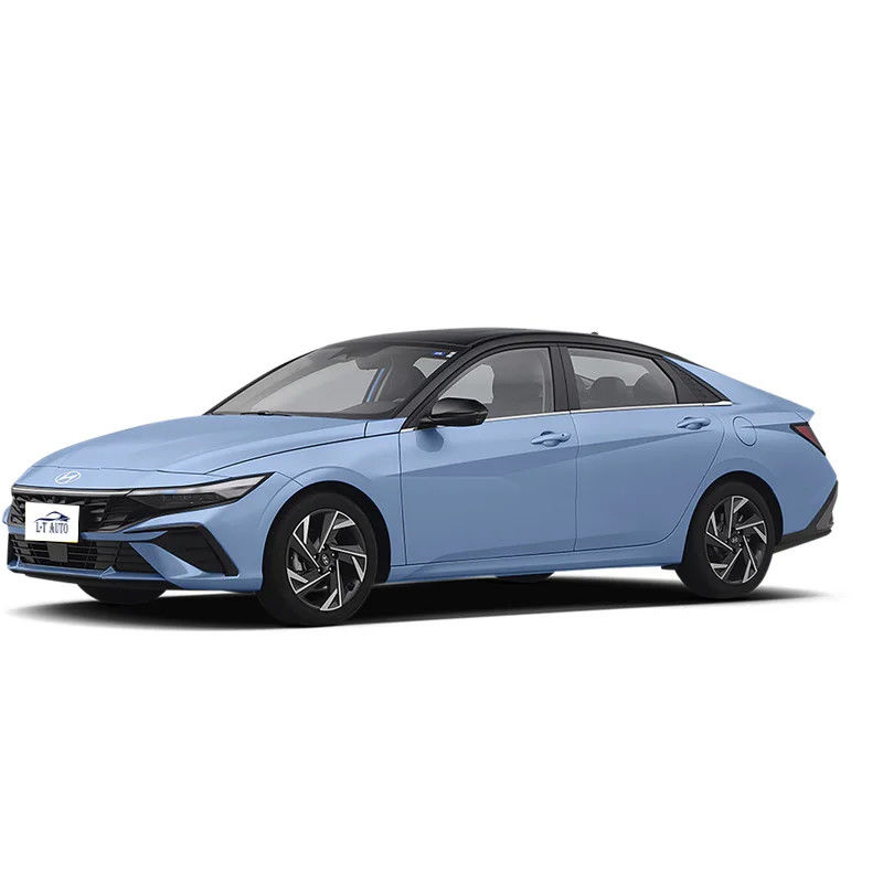 Fuel and FWD Drive Hyundai Elantra Small Family Car with Torsion Beam Rear Suspension